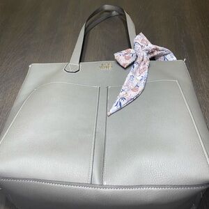 Steve Madden Gray Tote Bag with Scarf